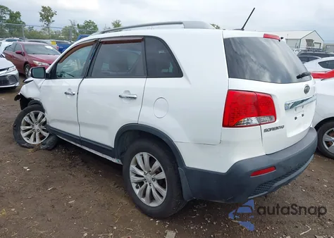 2011 Kia Sorento Lx V6 z USA, uszkodzony, nr VIN 5XYKTDA22BG082530